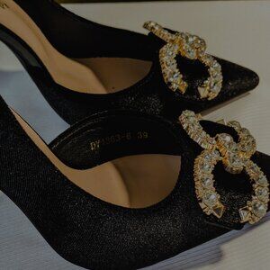 BIG TREE BRUSHED VELVET POINTED TOE STILETTO STYLE HEEL SIZE 8 1/2